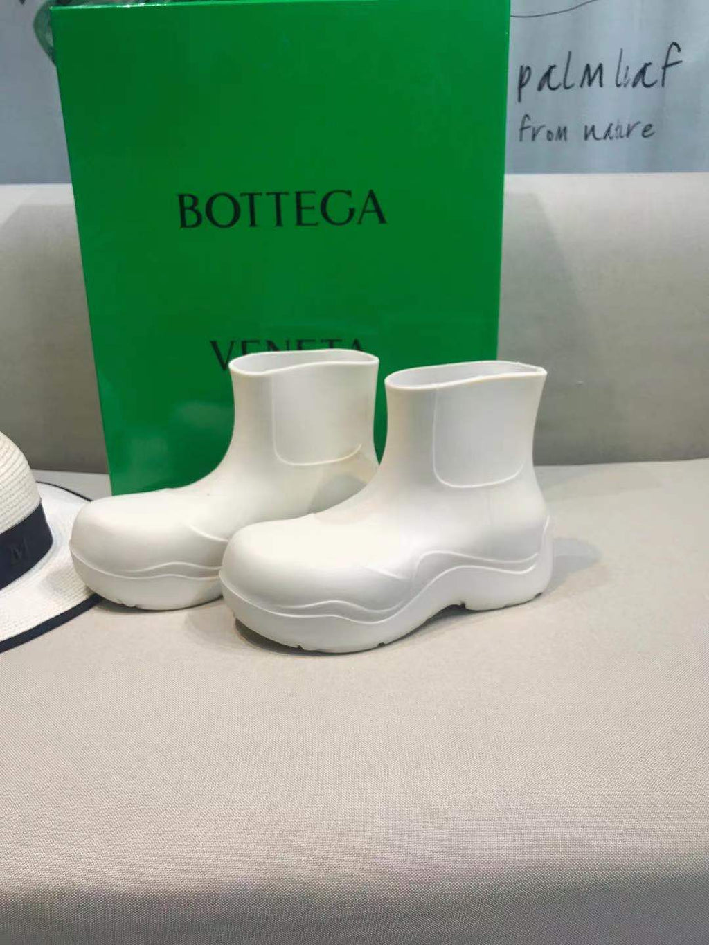 BOTTEGA VENETA PUDDLE ANKLE BOOT IN WHITE RUBBER