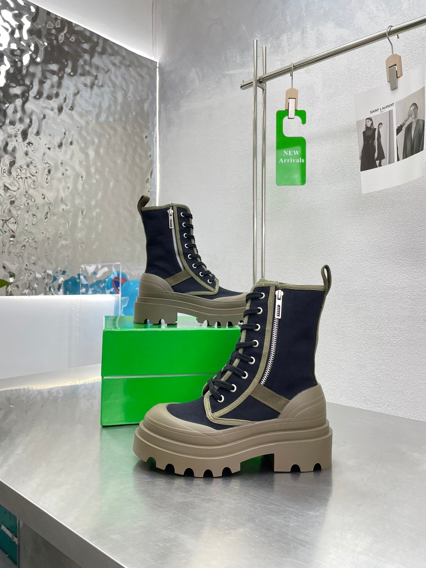 BOTTEGA VENETA RIBBON BOMBER LACE-UP BOOTS IN BLACK MIX OLIVE GREEN CANVAS