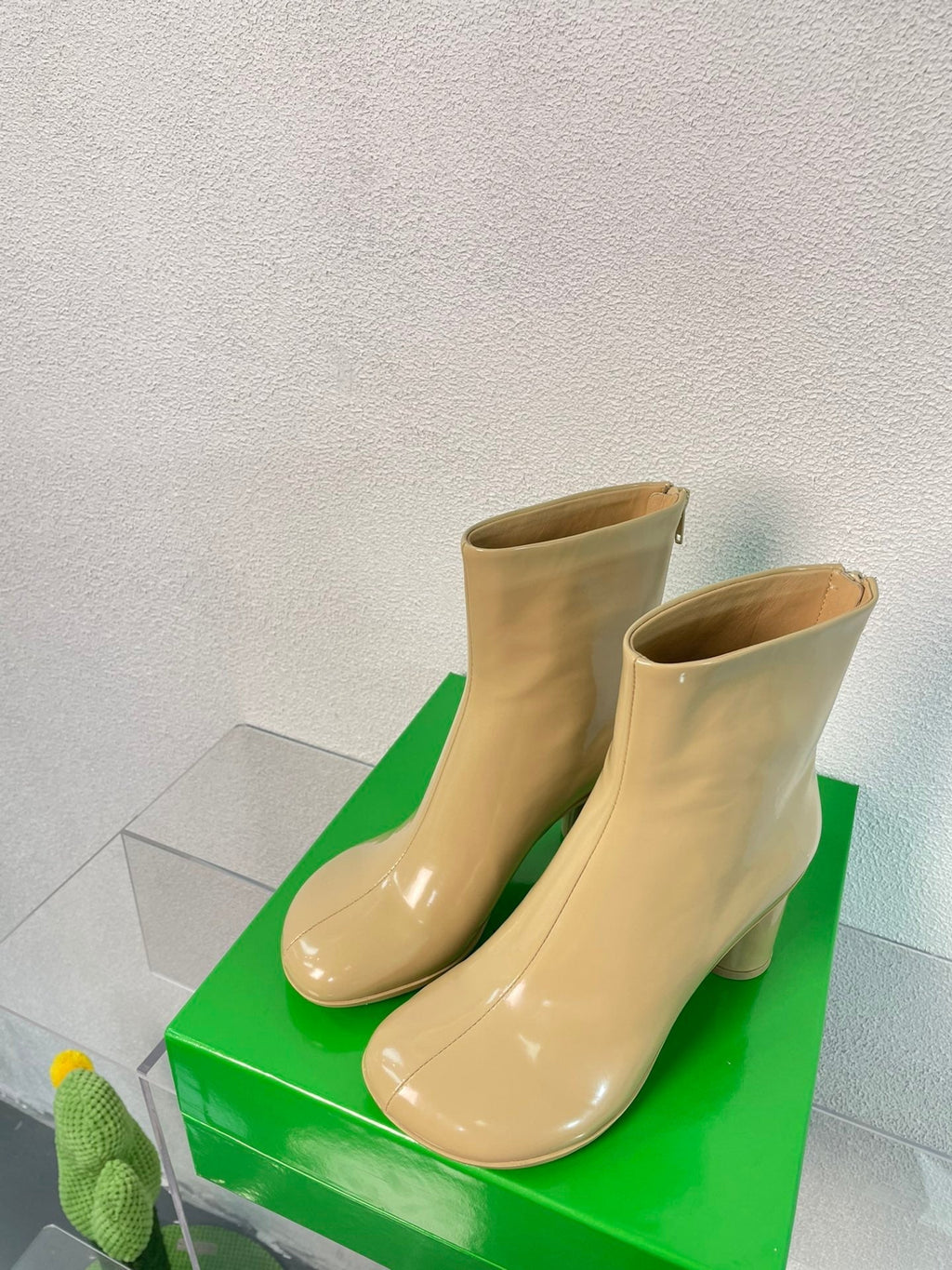 BOTTEGA VENETA ATOMIC ANKLE BOOT IN KHAKI TAN CALFSKIN 75 MM
