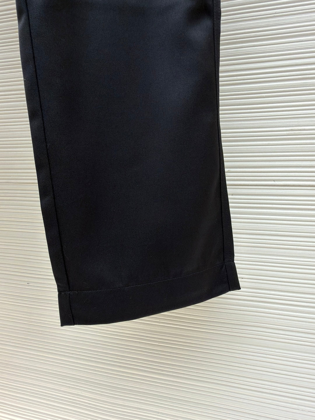 LOUIS VUITTON LV 25S EMBROIDERED CARGO PANTS 584825