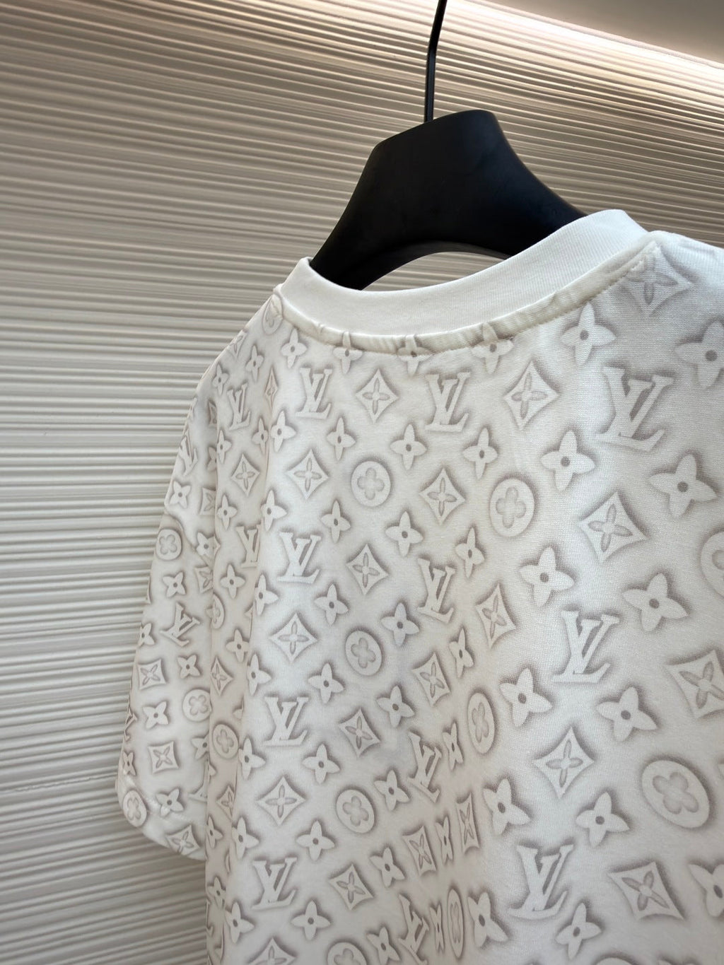 LOUIS VUITTON LV 25S SHORT-SLEEVE T-SHIRT 592304