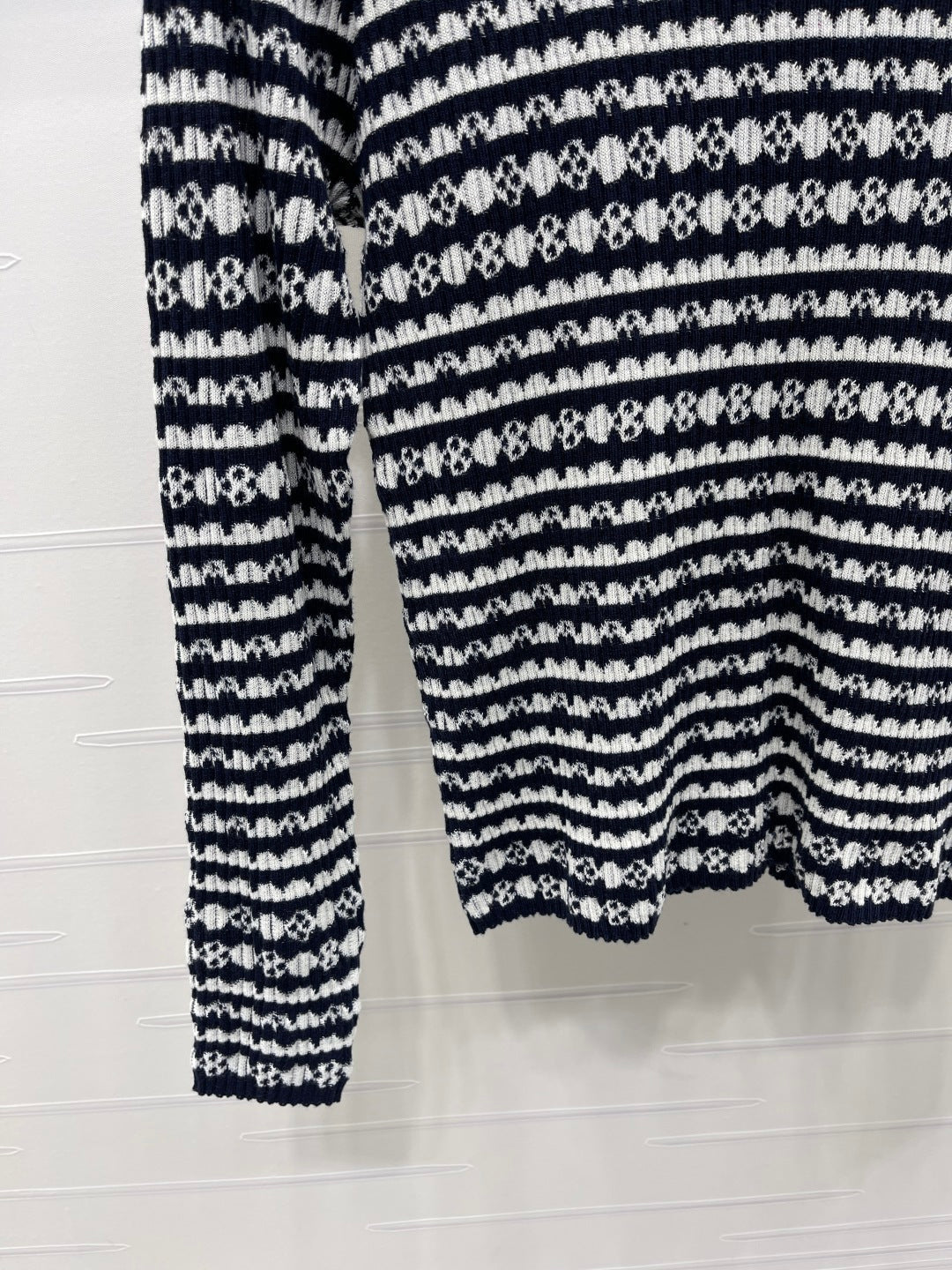 LOUIS VUITTON LV 25S SWEATER 0020