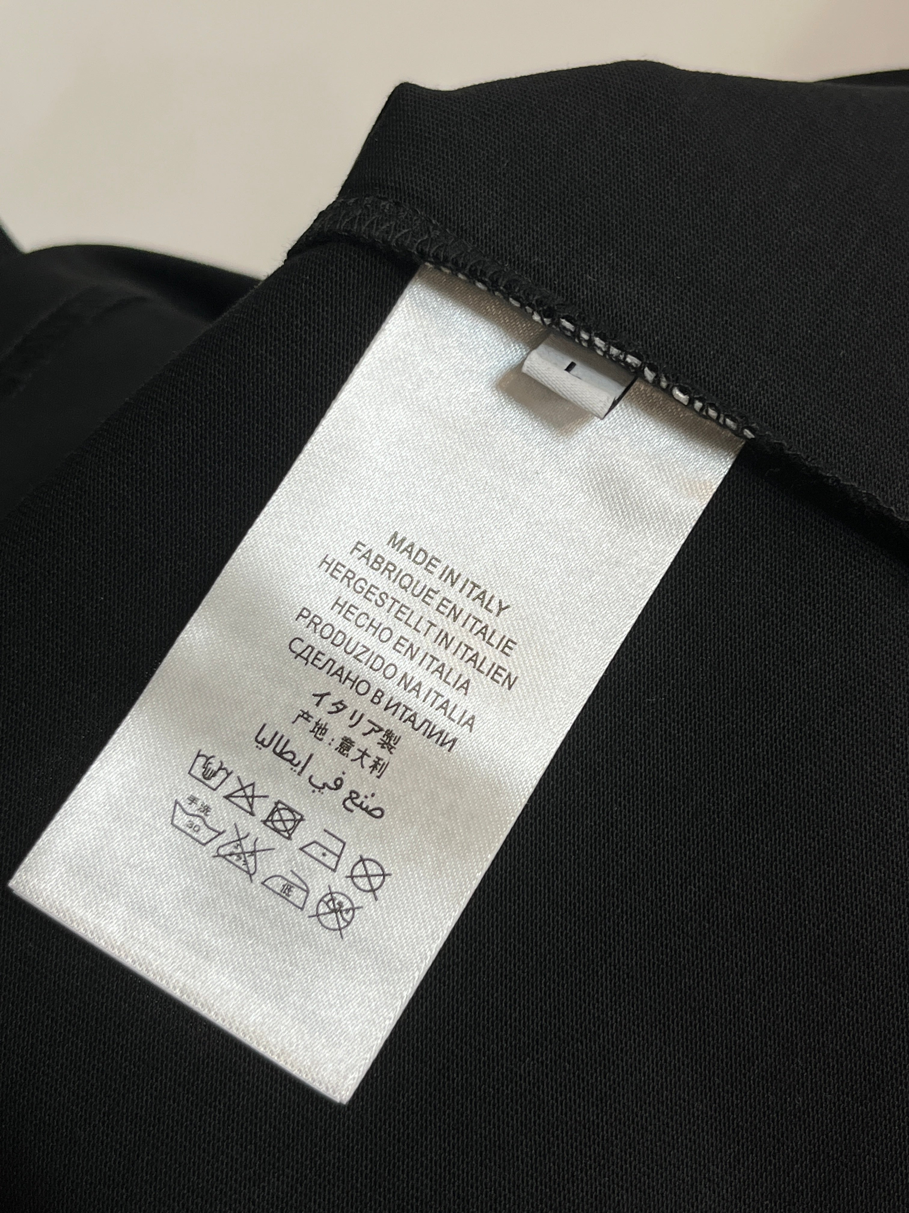 LOUIS VUITTON LV BLACK PURE COTTON T-SHIRT 238902