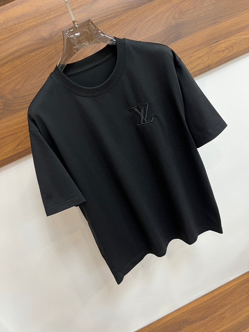 LOUIS VUITTON LV BLACK PURE COTTON T-SHIRT 238902