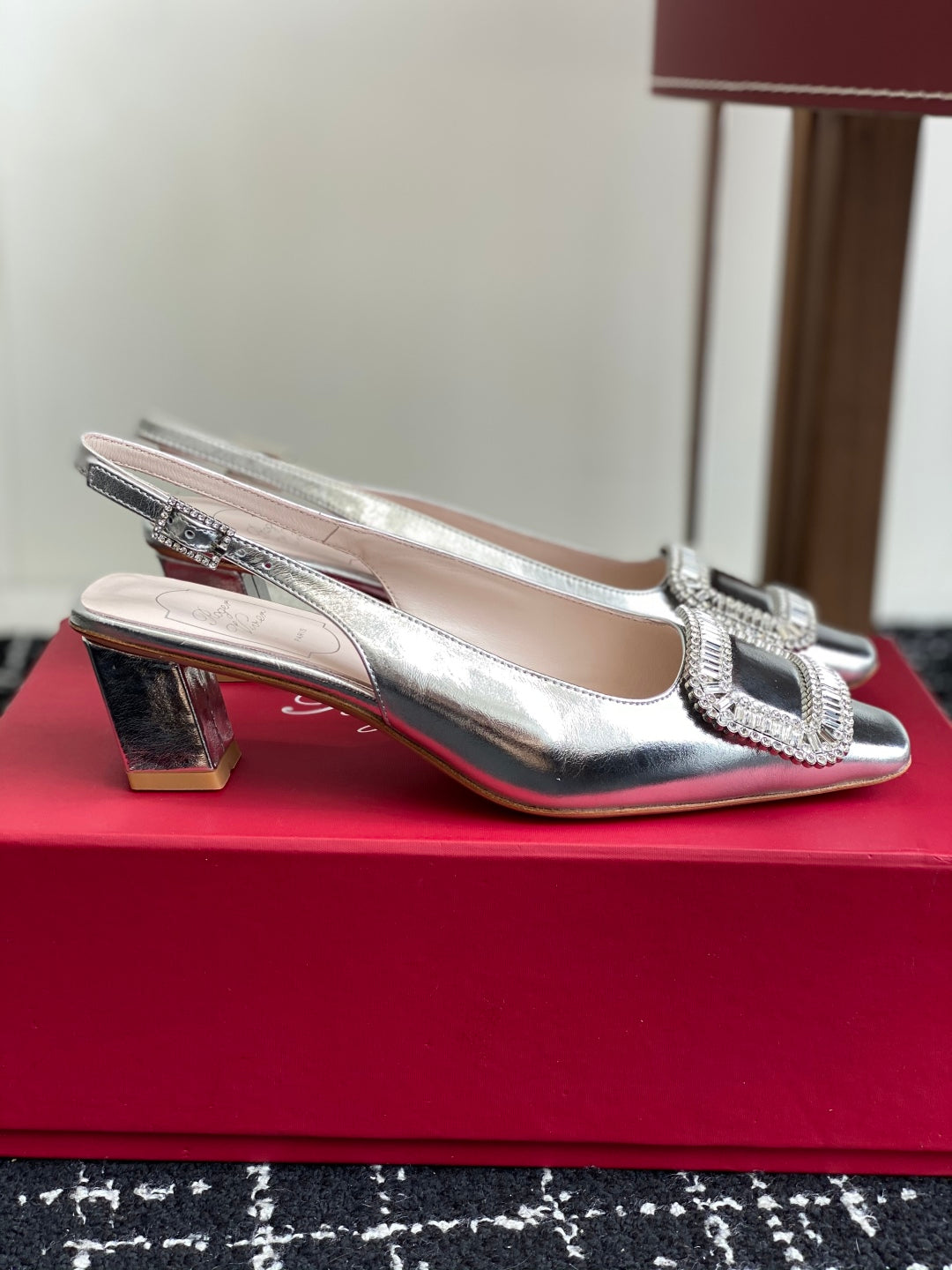 ROGER VIVIER 25S VIVIER SLINGBACK 45MM IN SILVER CALFSKIN EMBELLISHED CRYSTALS