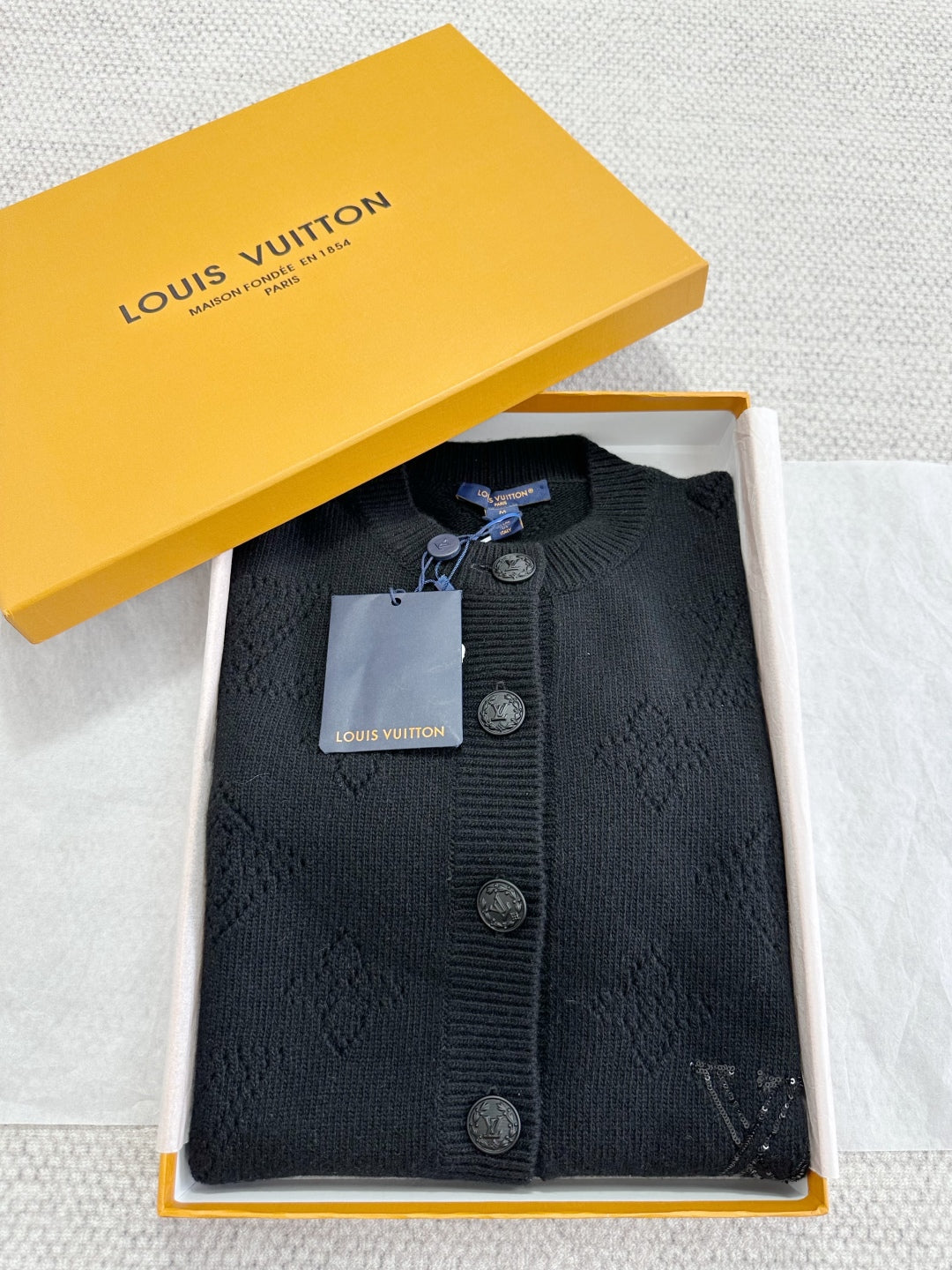 LOUIS VUITTON LV 25S WOOL CARDIGAN 0007
