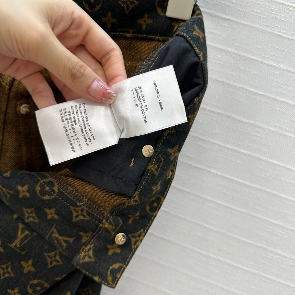 LOUIS VUITTON LV DENIM PANTS WITH LOGO 264395