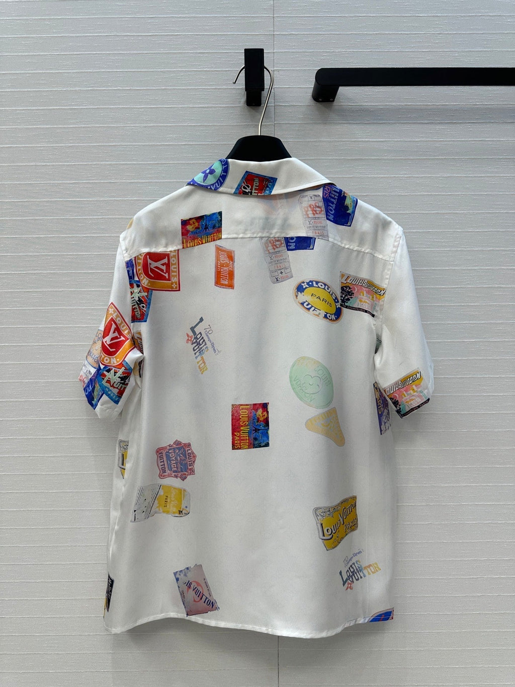 LOUIS VUITTON LV SHORT-SLEEVE PRINTED SILK BLOUSE 268226