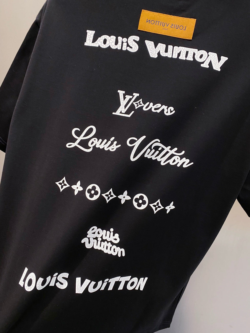 LOUIS VUITTON LV BASIC T-SHIRT IN BLACK COTTON 238827