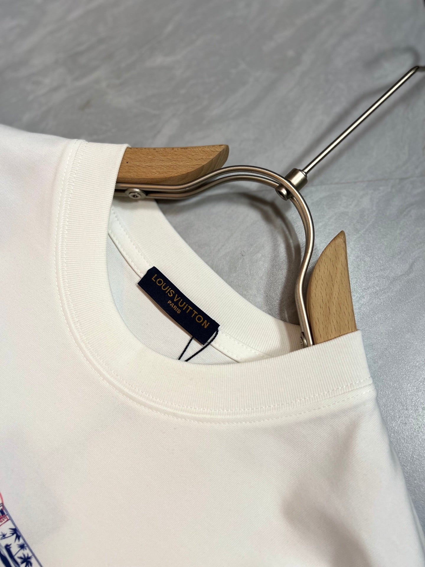 LOUIS VUITTON LV T-SHIRT IN WHITE PURE COTTON COLORFUL LOGO 238925