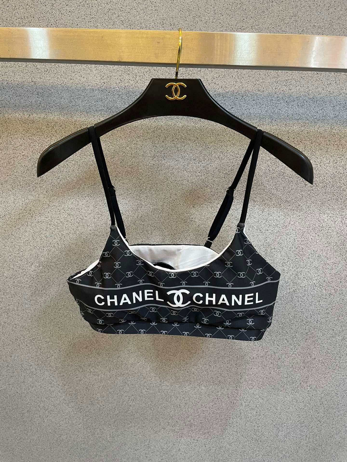 CHANEL BIKINI SWIMSUIT SET IN BLACK AND WHITE LOGO PRINTED 581298