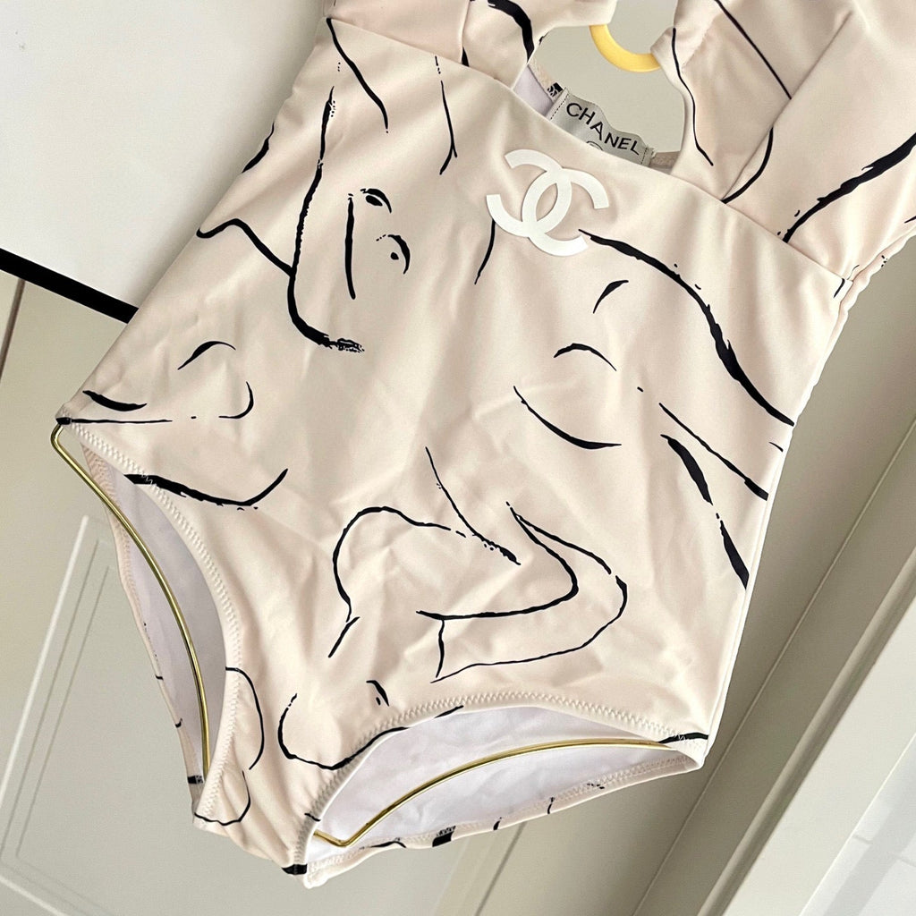 CHANEL BIKINI SWIMSUIT SET IN CREAMY WHITE MIXED WITH CURVED BLACK DETAIL 608919