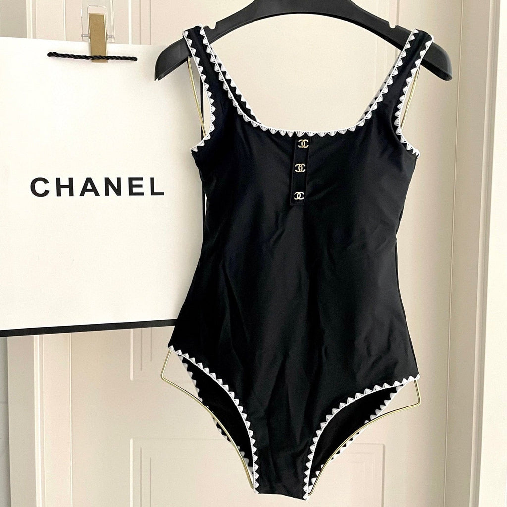 CHANEL BIKINI SWIMSUIT SET IN BLACK AND WHITE TRIM 622173