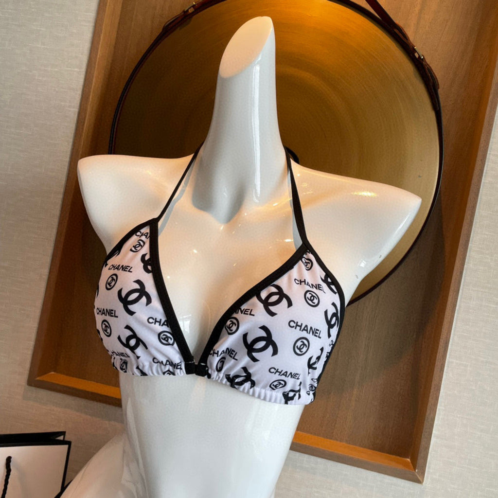 CHANEL BIKINI SWIMSUIT IN WHITE AND BLACK LOGO PRINTED 627826