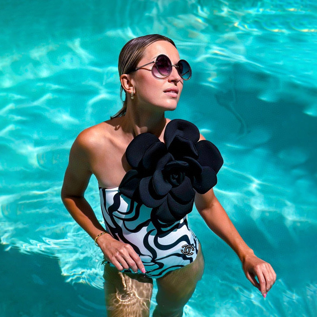 CHANEL ONE-PIECE SWIMSUIT WITH FLORAL PATTERN IN BLACK AND WHITE 627827