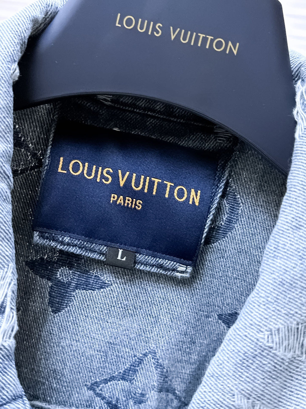 LOUIS VUITTON LV SHIRT JACKET IN LIGHT BLUE RIPPED MONOGRAM DENIM 239123