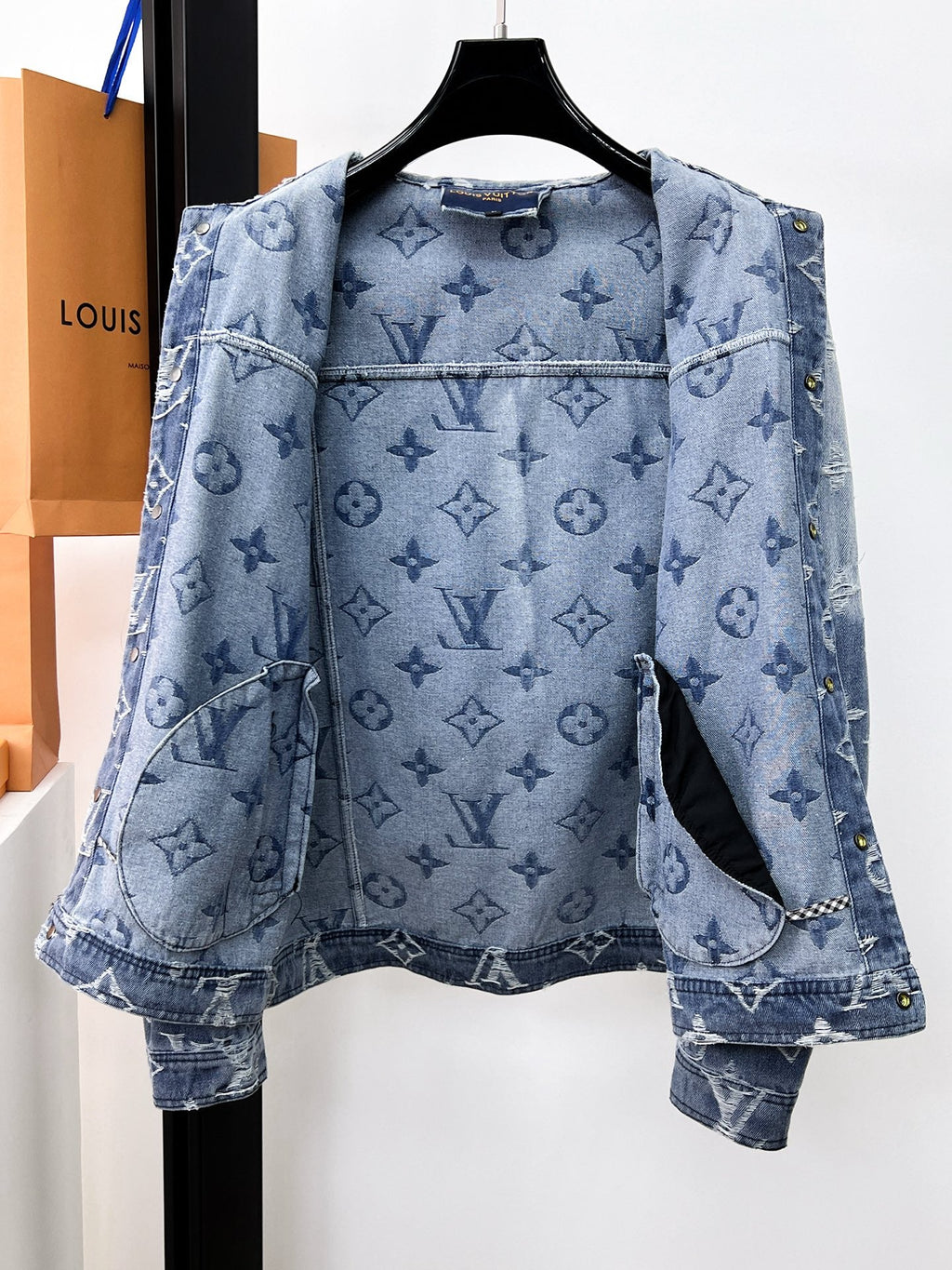 LOUIS VUITTON LV LIGHT BLUE MONOGRAM DENIM JACKET 239529