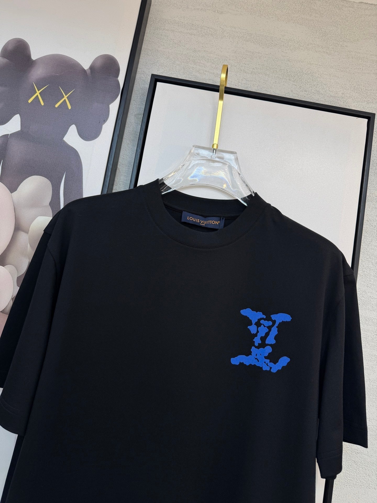 LOUIS VUITTON LV BLACK COTTON T-SHIRT BLUE STYLIZED LOGO 238916