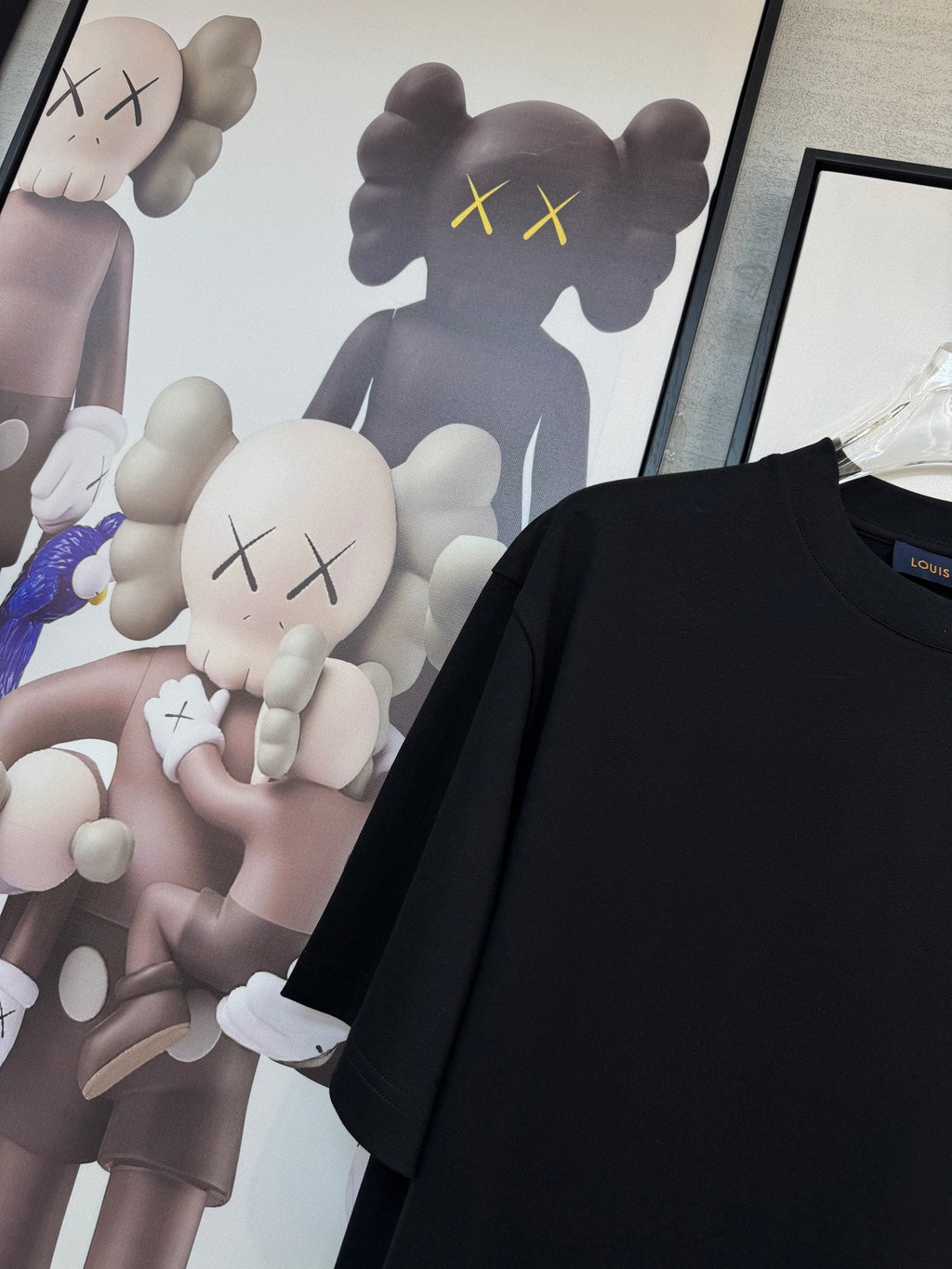 LOUIS VUITTON LV BLACK COTTON T-SHIRT BLUE STYLIZED LOGO 238916