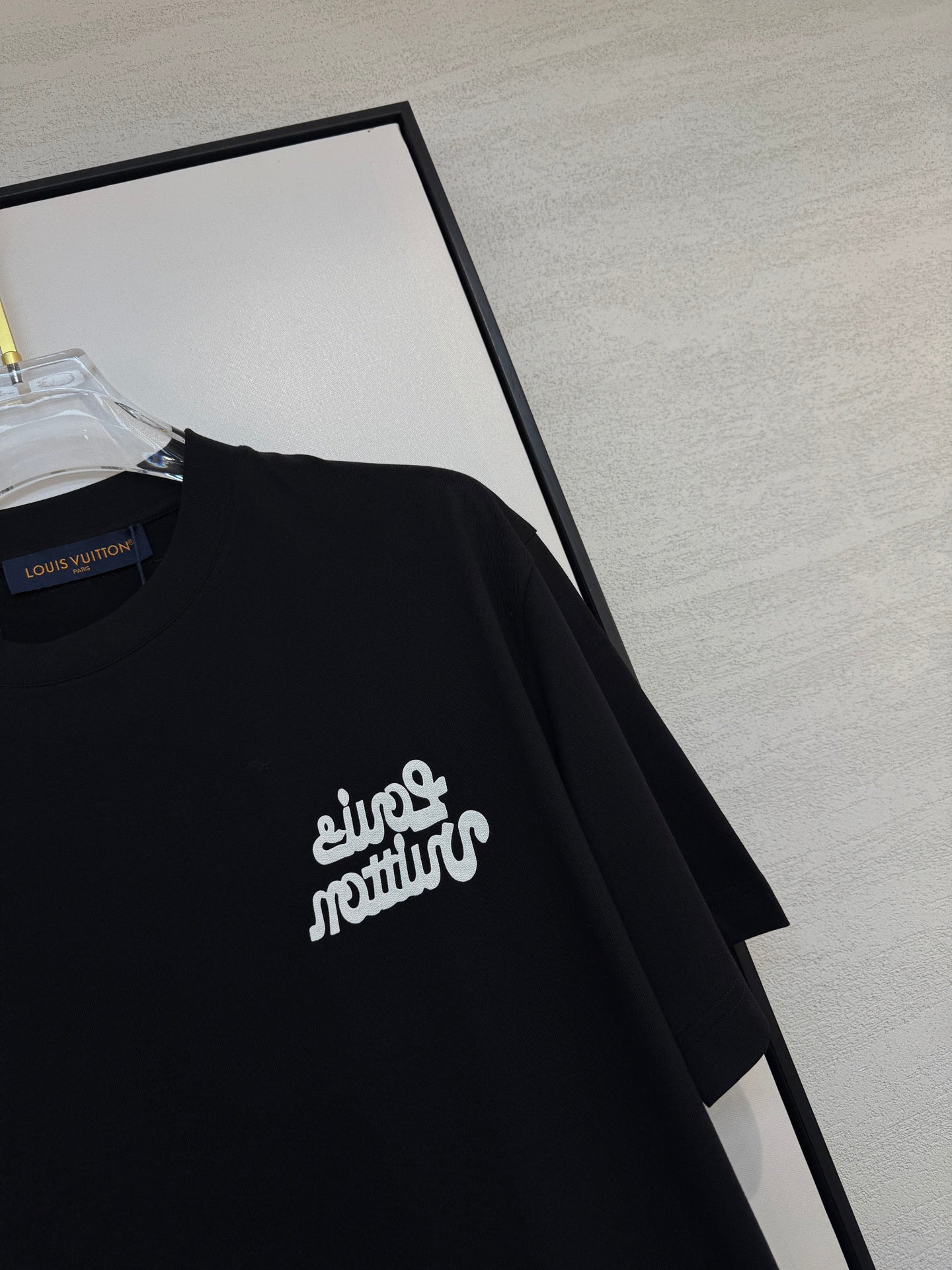 LOUIS VUITTON LV T-SHIRT IN BLACK COTTON FABRIC 238921