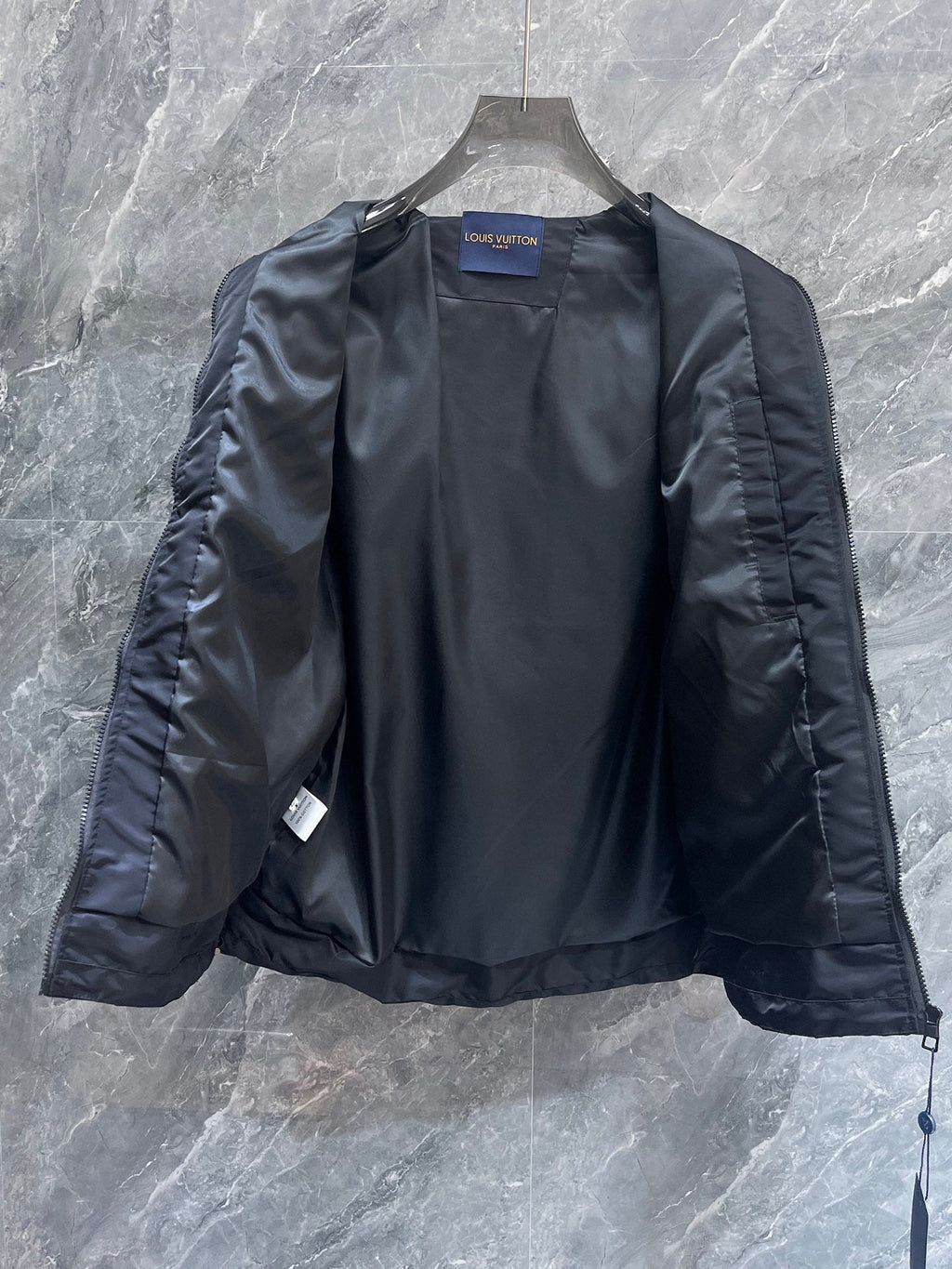 LOUIS VUITTON LV BLACK JACKET 239556