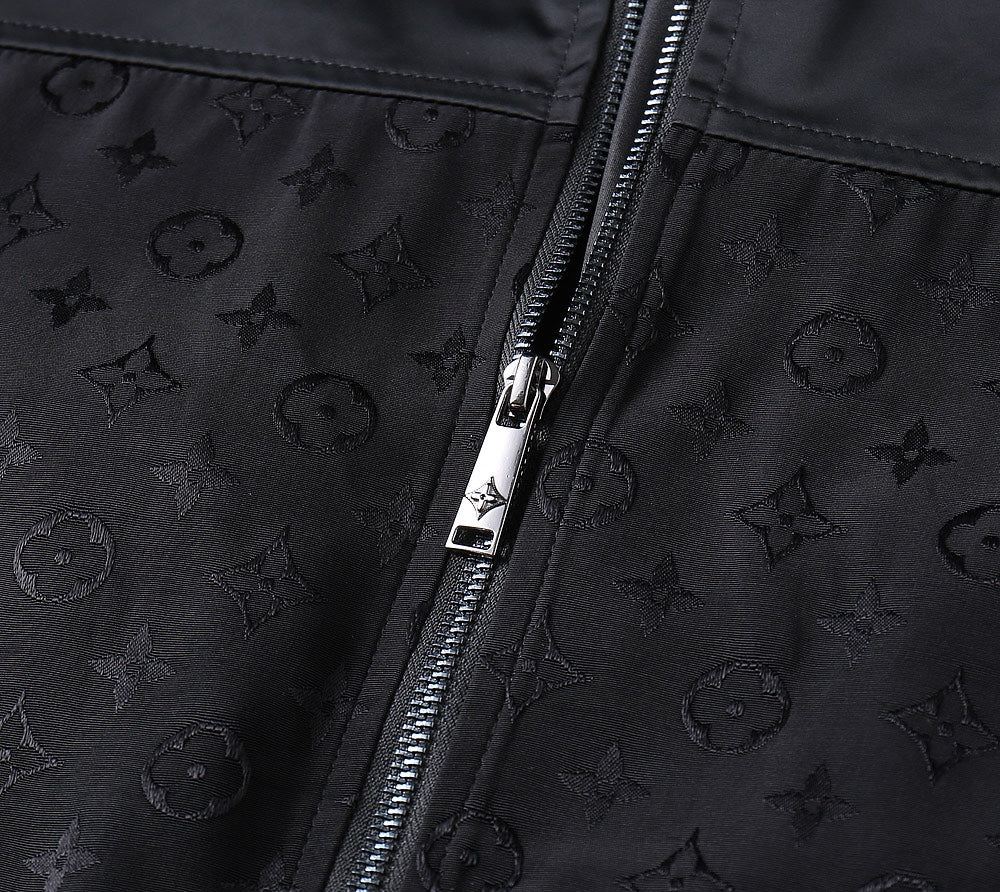LOUIS VUITTON LV BLACK JACKET 239170