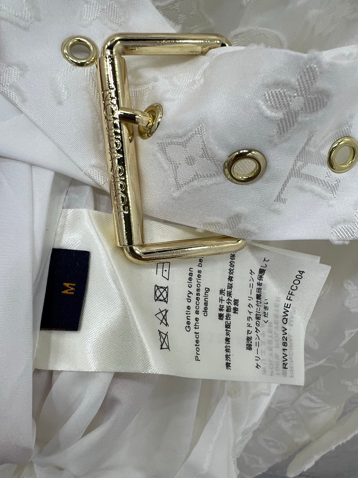 LOUIS VUITTON LV WHITE SLEEVELESS DRESS WITH BELT 269224