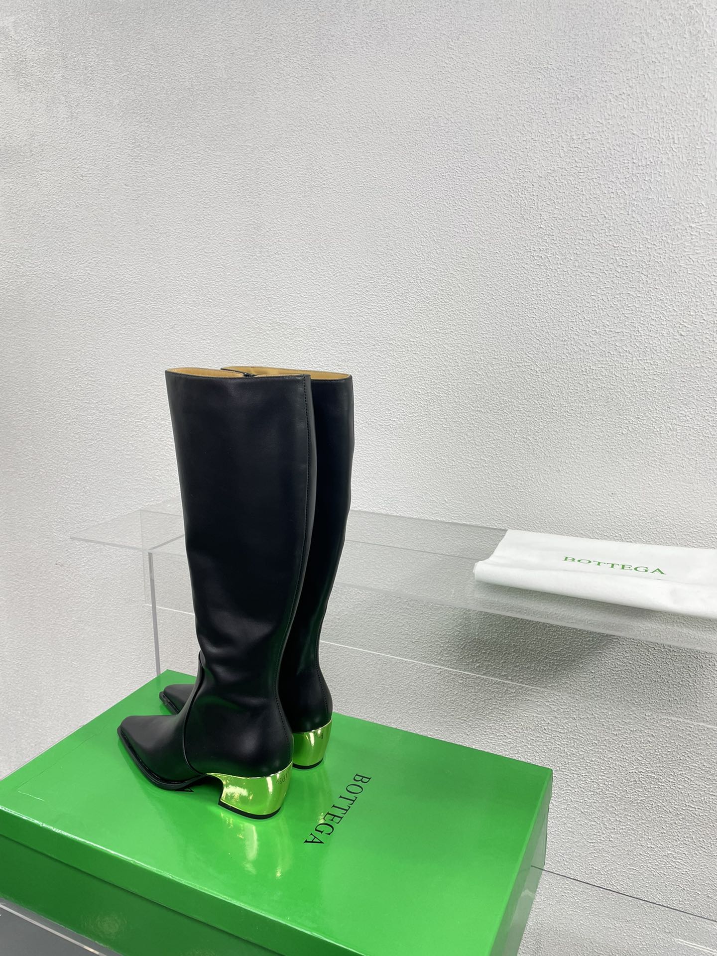 BOTTEGA VENETA TEX HIGH BOOT IN BLACK CALFSKIN
