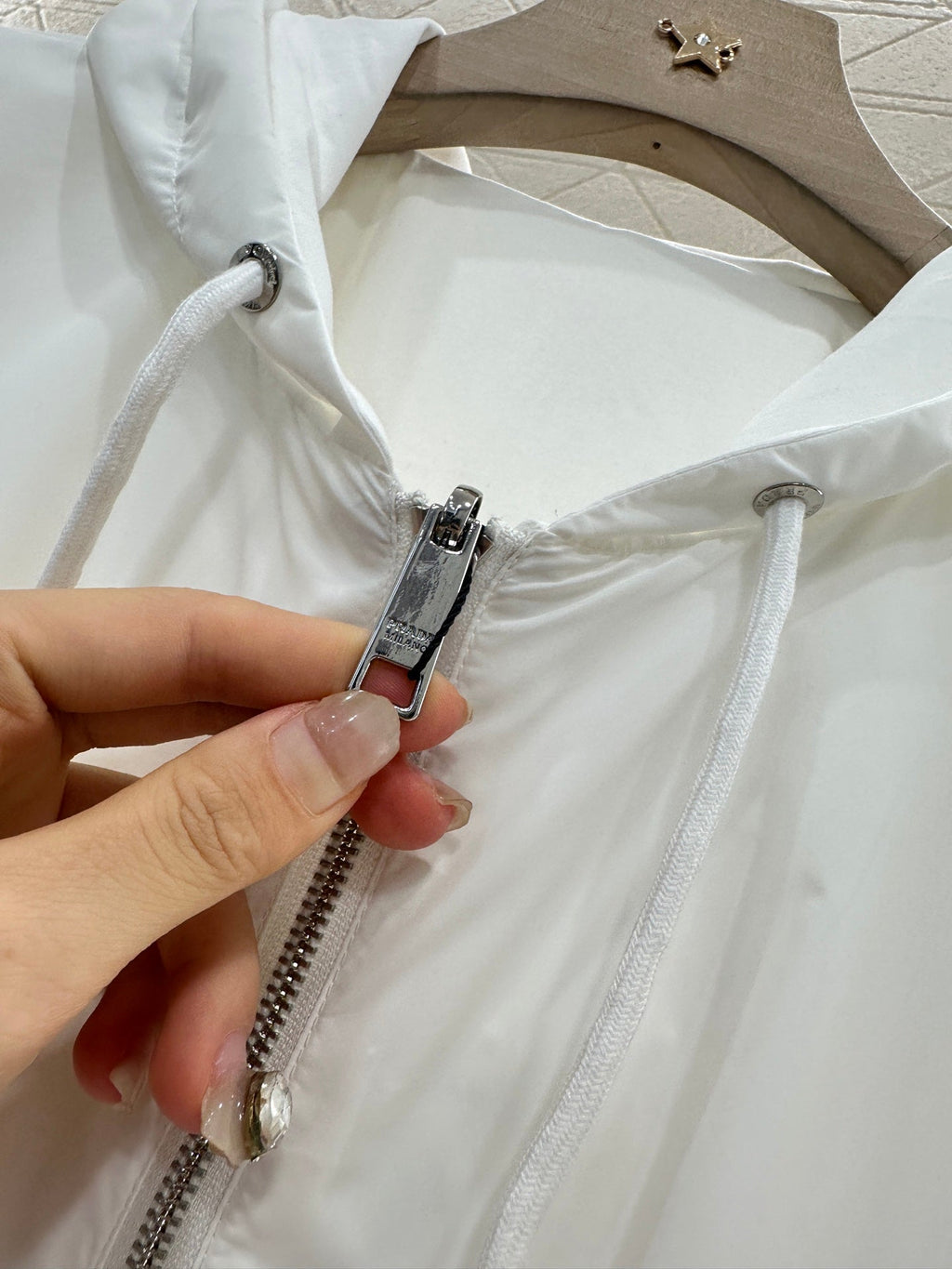 LOUIS VUITTON LV HOODED JACKET 272378