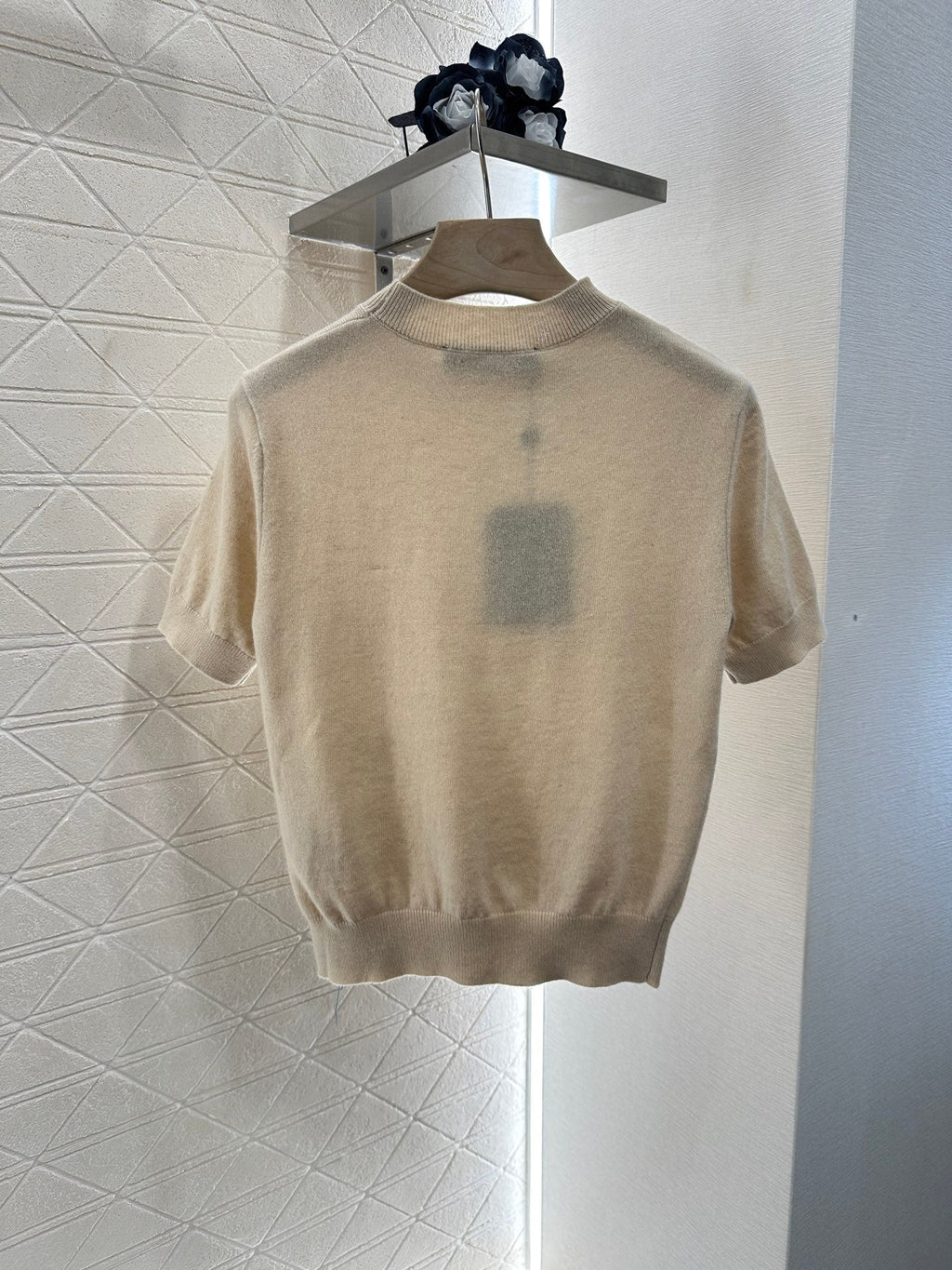 LOUIS VUITTON LV CREW NECK TOP WITH EMBROIDERED TEXT 272305