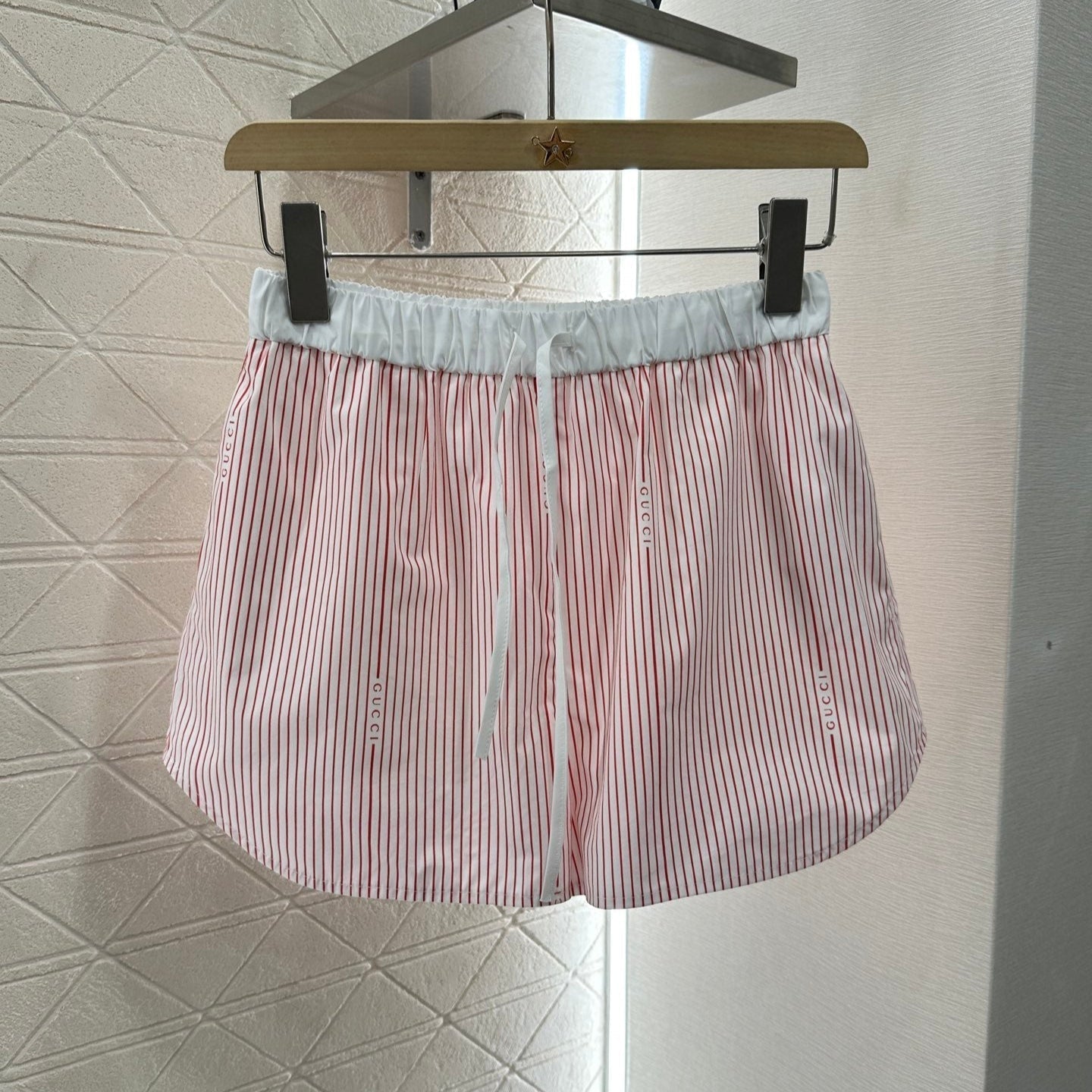 GUCCI SHORTS 272347