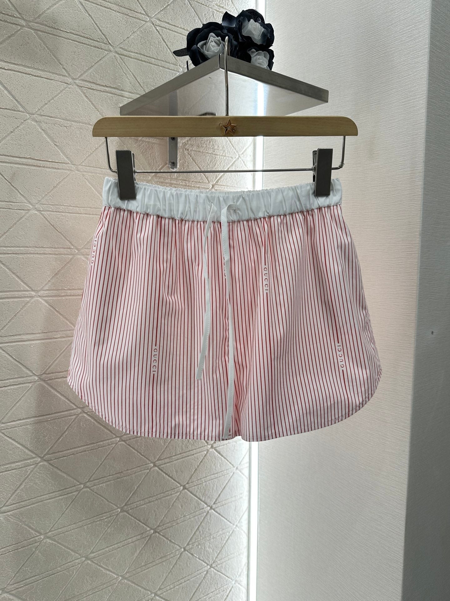 GUCCI SHORTS 272347