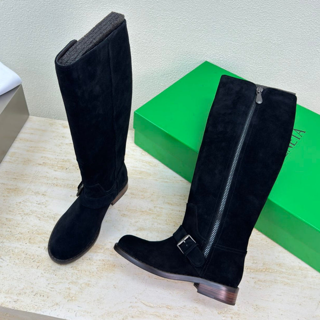 BOTTEGA VENETA KNEE HIGH BOOT IN BLACK SUEDE