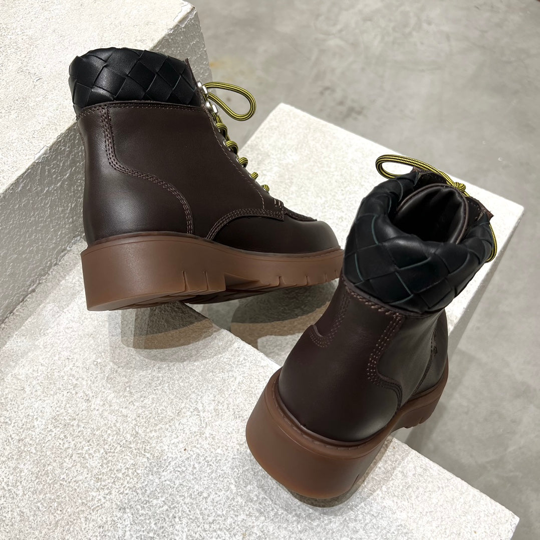 BOTTEGA VENETA HADDOCK LACE-UP ANKLE BOOT IN CHOCOLATE BROWN CALFSKIN