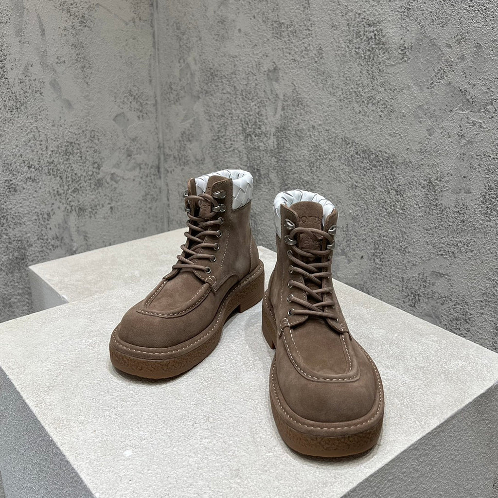 BOTTEGA VENETA HADDOCK LACE-UP ANKLE BOOT IN WALNUT BROWN SUEDE