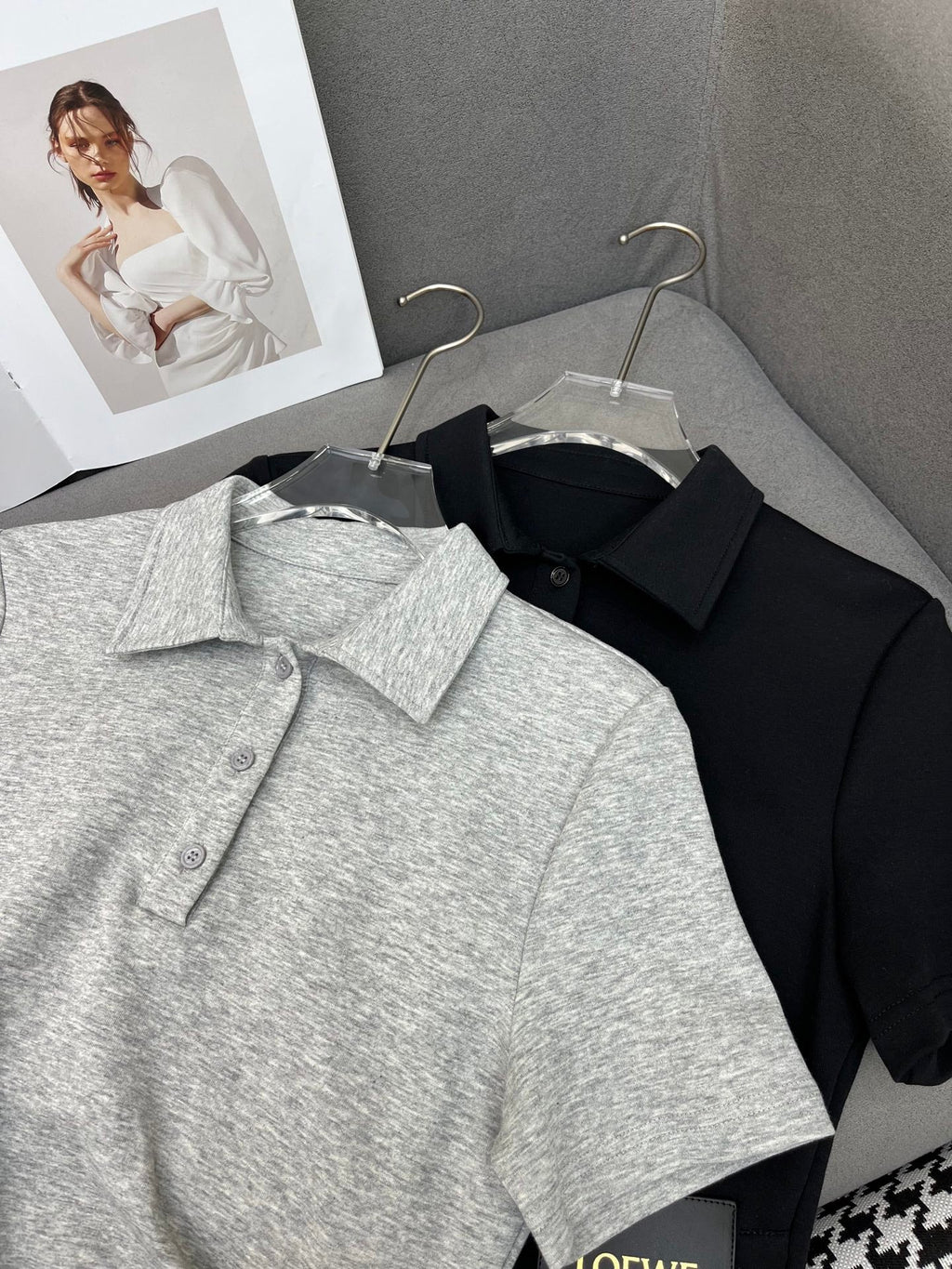 FITTED POLO SHIRT WITH PLEATED WAIST