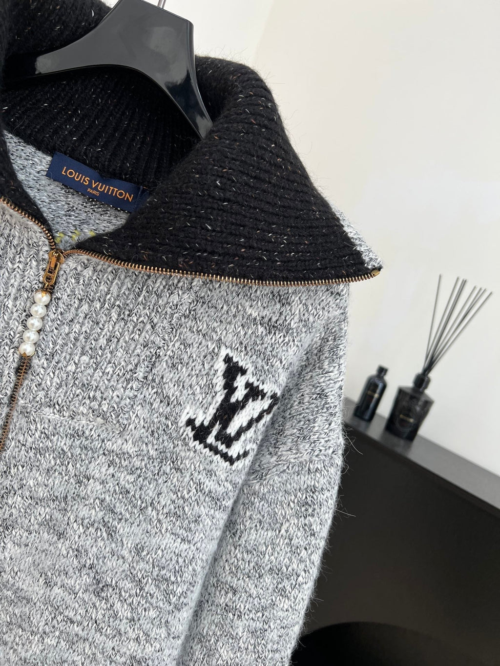 LOUIS VUITTON LV 25S WOOL CARDIGAN 0006