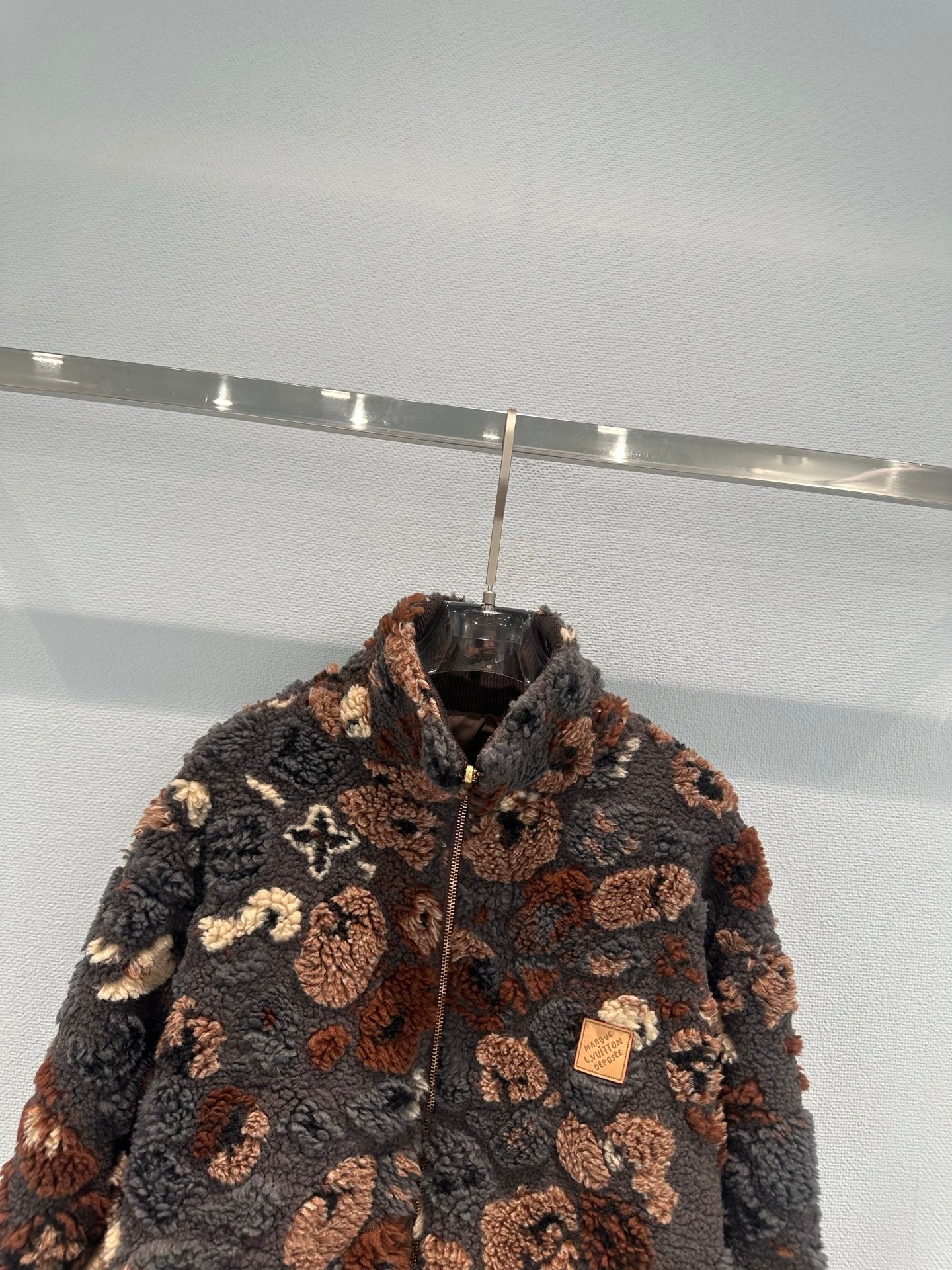 LOUIS VUITTON LV 25S REVERSIBLE SHEARLING JACKET 0029