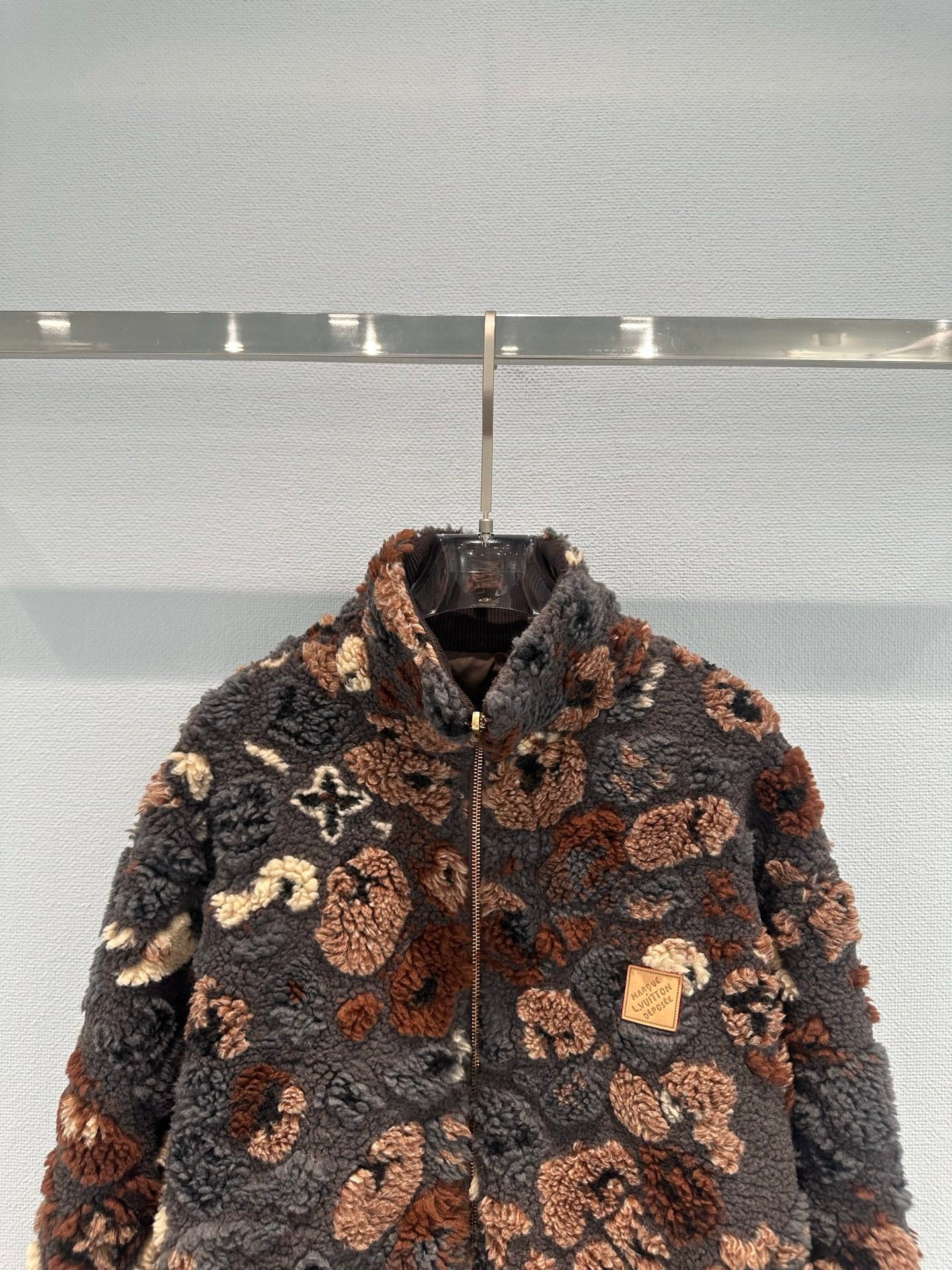 LOUIS VUITTON LV 25S REVERSIBLE SHEARLING JACKET 0029