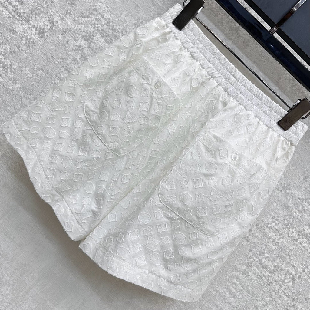 LOUIS VUITTON LV WHITE STRETCH SHORTS 263748