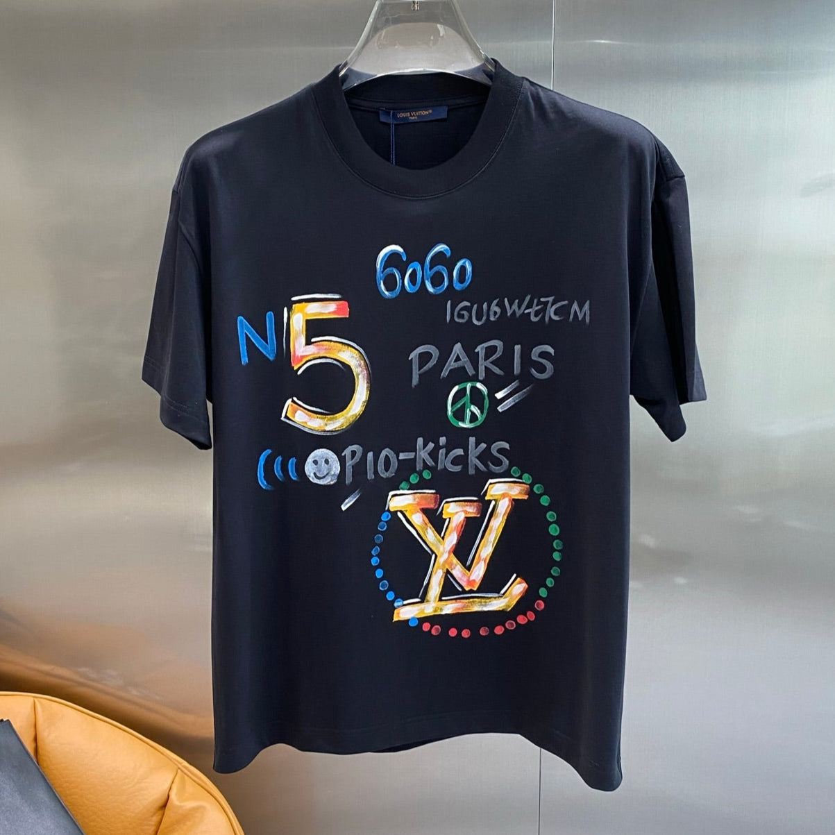LOUIS VUITTON LV BLACK COTTON GRAFFITI T-SHIRT 238908