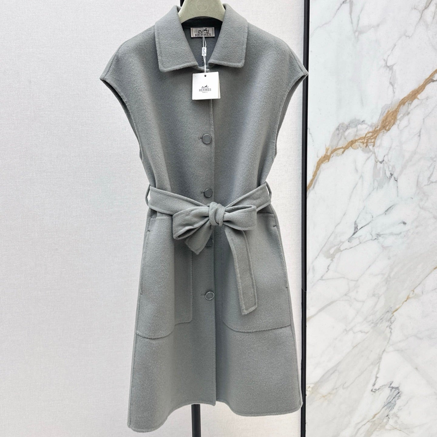 HERMES HERMES 25S SLEEVELESS WOOL VEST COAT WITH BOW BELT 96700