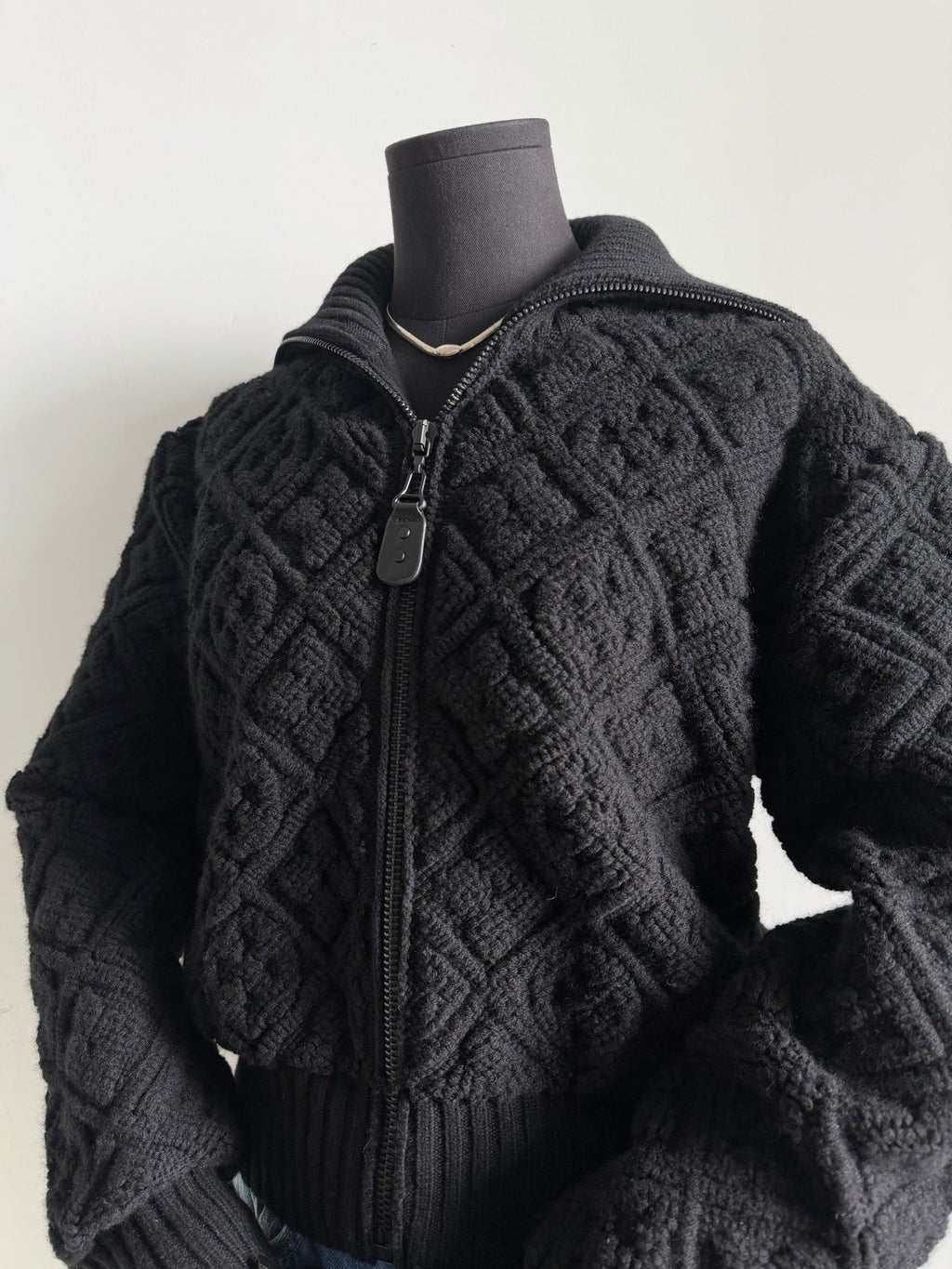 LOUIS VUITTON LV 25S WOOL CARDIGAN 0009