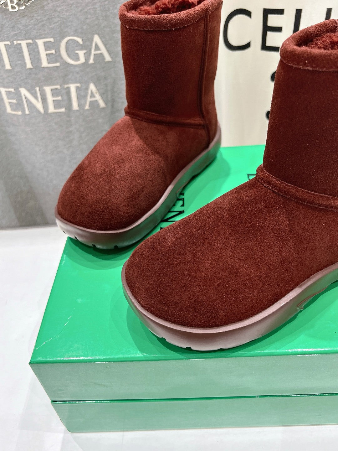 BOTTEGA VENETA SNAP MINI ANKLE BOOTS IN JAM RED SUEDE AND SHEARLING LINING